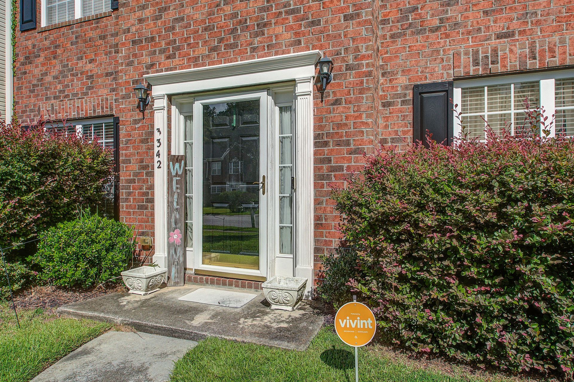 3342 Kirkwall Drive Photo 6