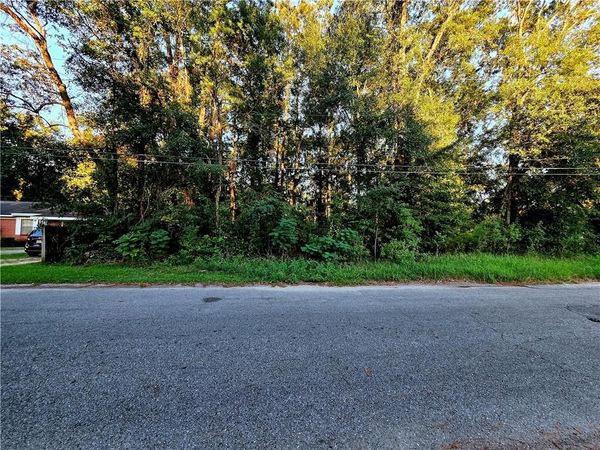 630 Pine Avenue, Saraland, AL 36571