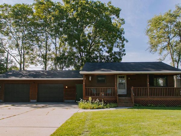 408 W 20th Street, Holland, MI 49423