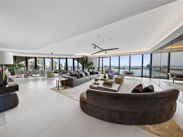 1000 NE Biscayne Blvd , Unit 2202, Miami, FL 33132