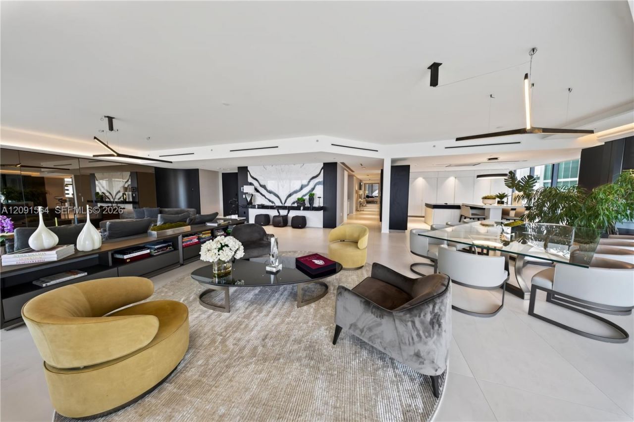 1000 NE Biscayne Blvd , Unit 2202, Miami, FL 33132 Photo