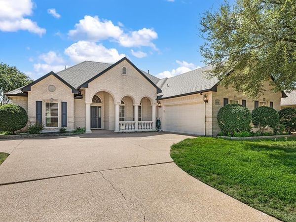 10701 Whitestone Ranch Road , Benbrook, TX 76126