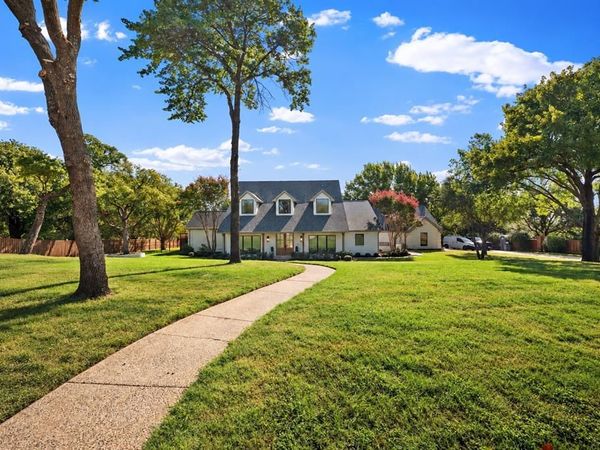 1042 Diamond Boulevard , Southlake, TX 76092
