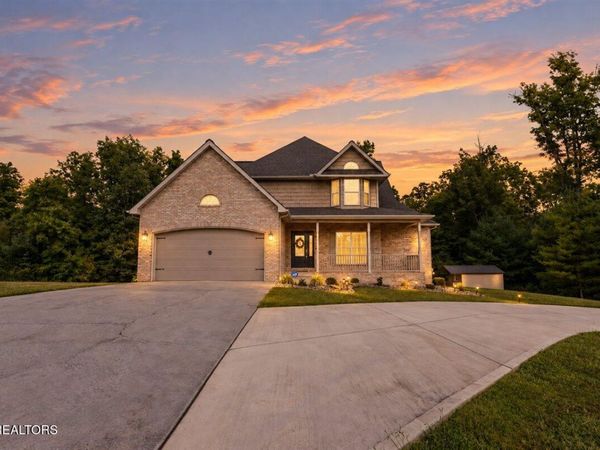 400 Indian Hills Rd, Oneida, TN 37841
