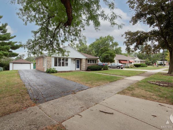 17633 Hillside Avenue, Homewood, IL 60430