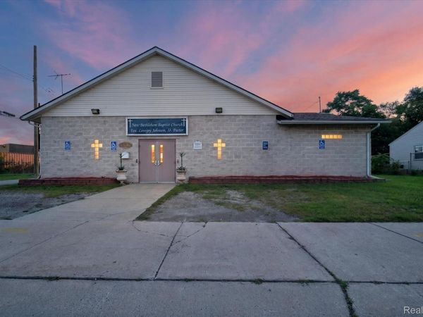 19018 Hawthorne Street , Detroit, Mi 48203