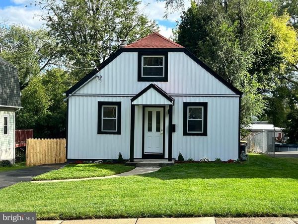 209 SUMMIT AVENUE, WILLOW GROVE, PA 19090