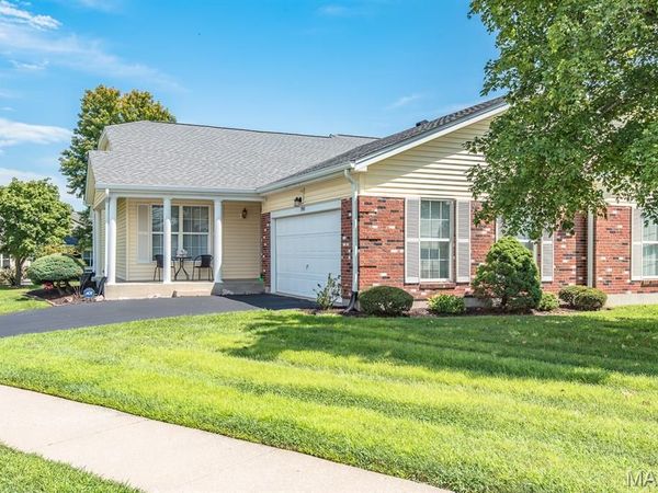 3940 Grand National Drive , Florissant, MO 63034