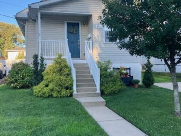 882 CRESCENT AVENUE, RUNNEMEDE, NJ 08078
