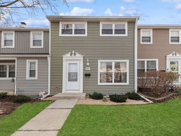1817 Carlisle Court , Unit 1817, Schaumburg, IL 60194