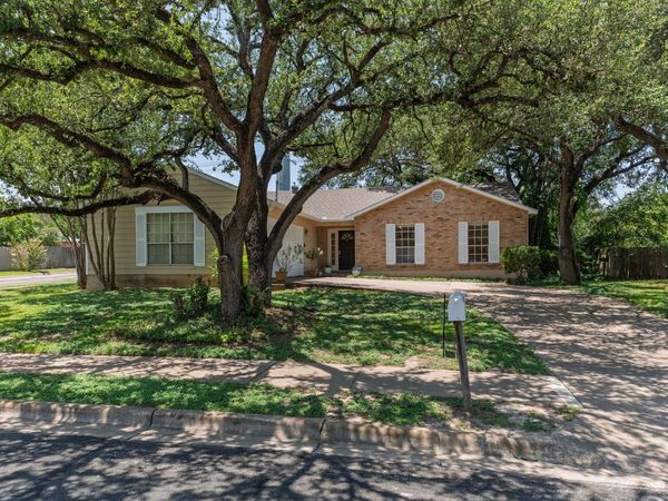 1015 Huntridge DR, Austin, TX 78758