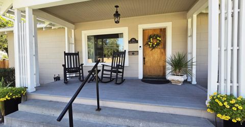 740 W Plumb Lane, Reno, NV 89509 Photo