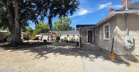 740 W Plumb Lane, Reno, NV 89509 Photo