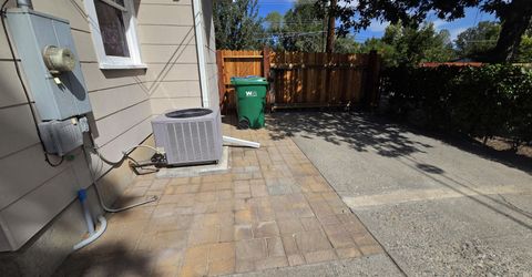 740 W Plumb Lane, Reno, NV 89509 Photo