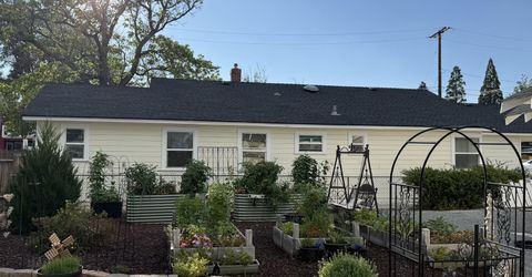 740 W Plumb Lane, Reno, NV 89509 Photo