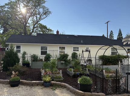 740 W Plumb Lane, Reno, NV 89509 Photo