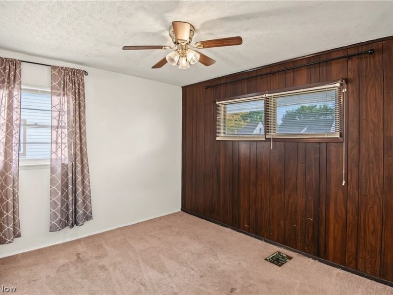 162 N Beverly Avenue , Youngstown, OH 44515 Photo 13