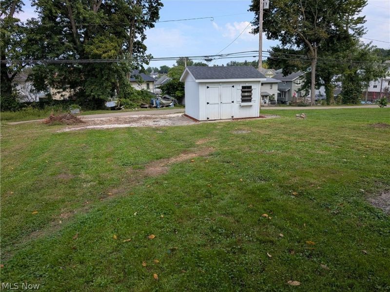 1221 Gomber Avenue, Cambridge, OH 43725 Photo 7