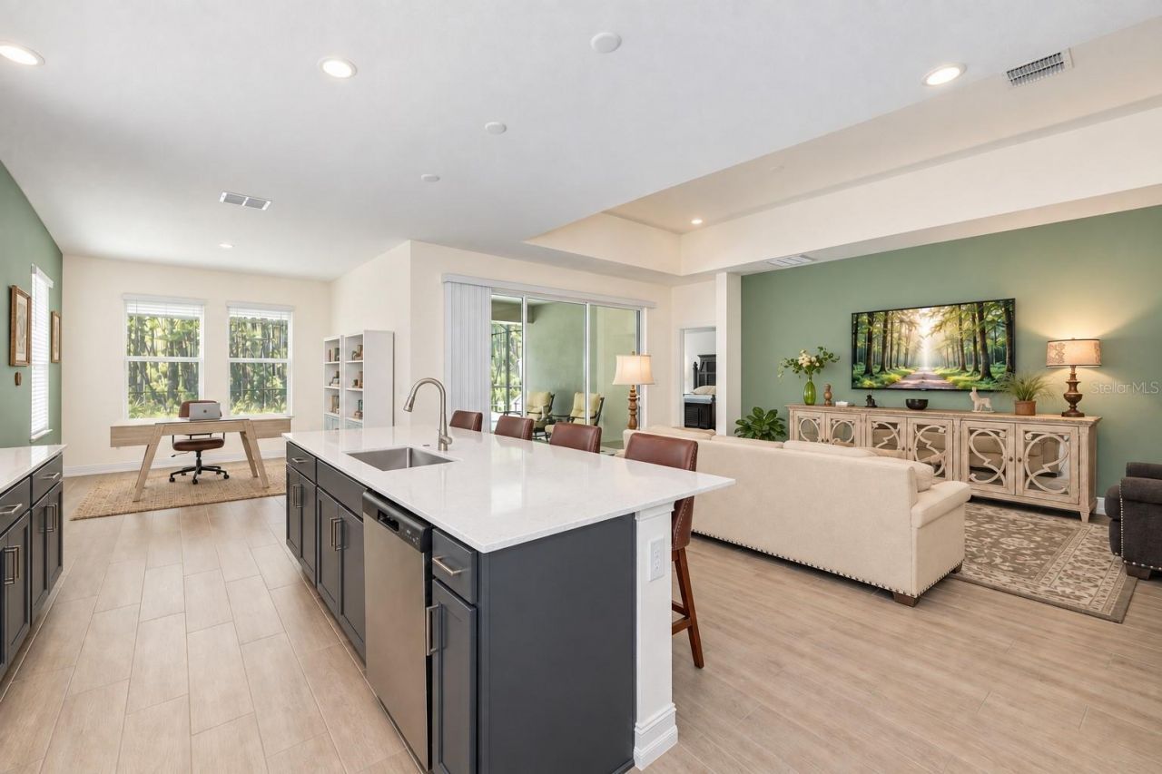 18342 Serene Lake Loop, Lutz, FL 33548 Photo