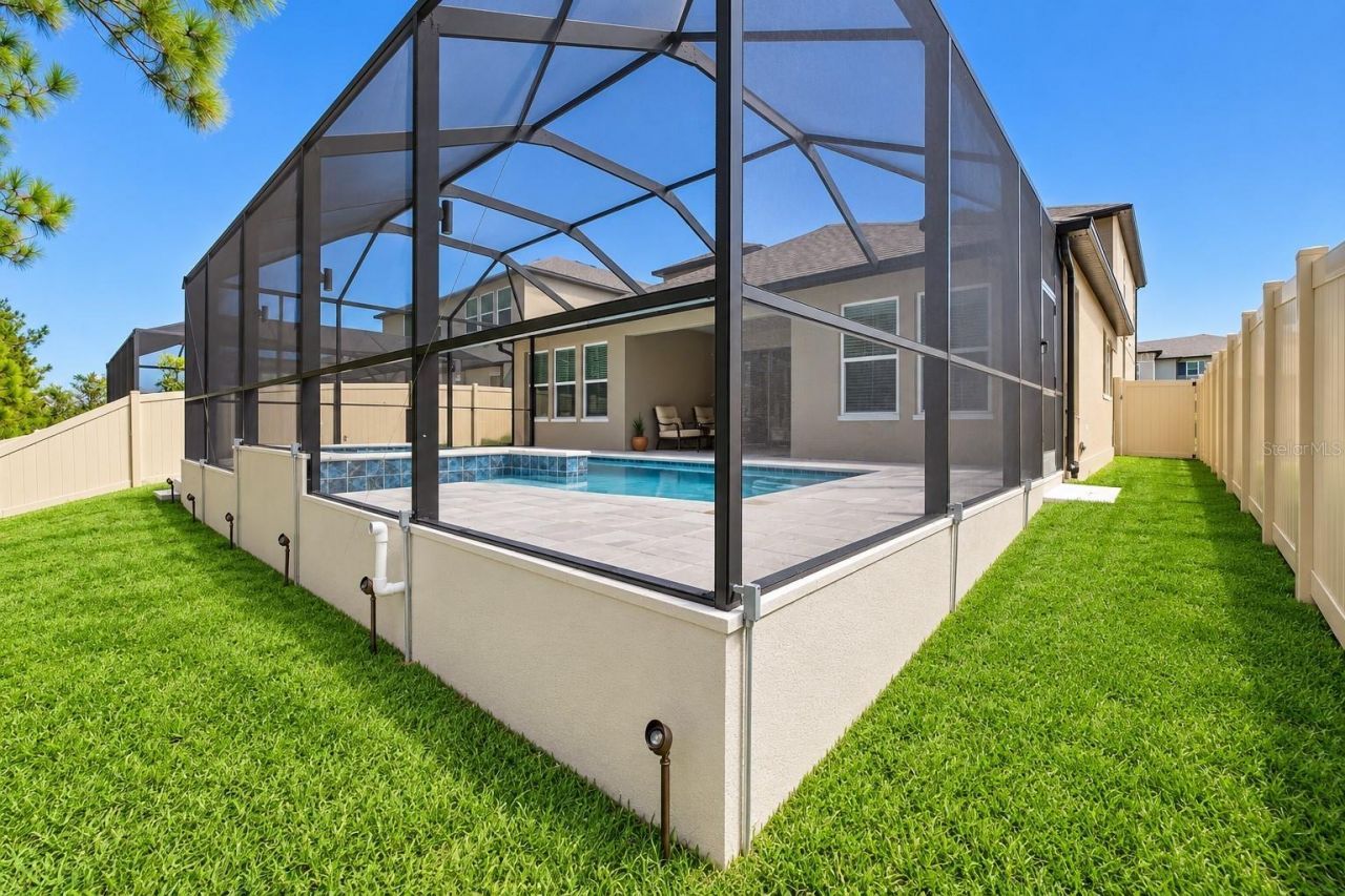 18342 Serene Lake Loop, Lutz, FL 33548 Photo