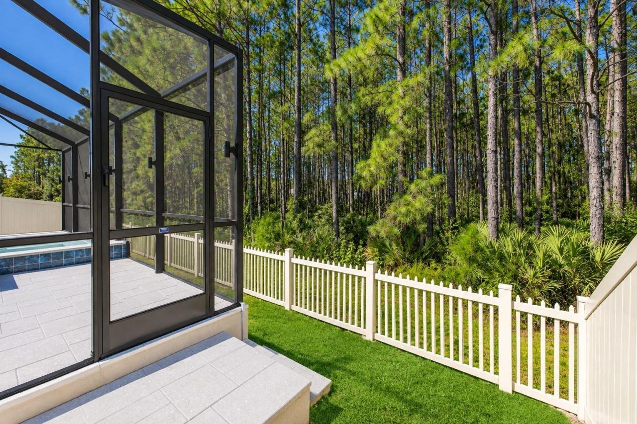 18342 Serene Lake Loop, Lutz, FL 33548 Photo