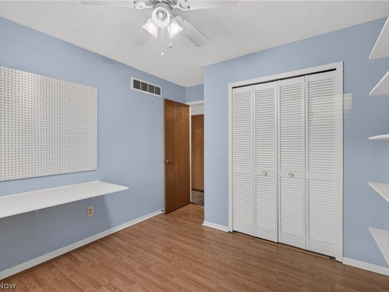 19029 Hunters Pointe Drive, Strongsville, OH 44136 Photo 19