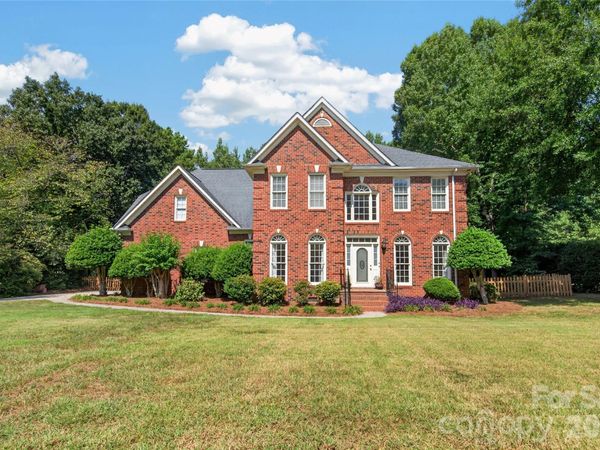 12135 Darby Chase Drive, Charlotte, NC 28277