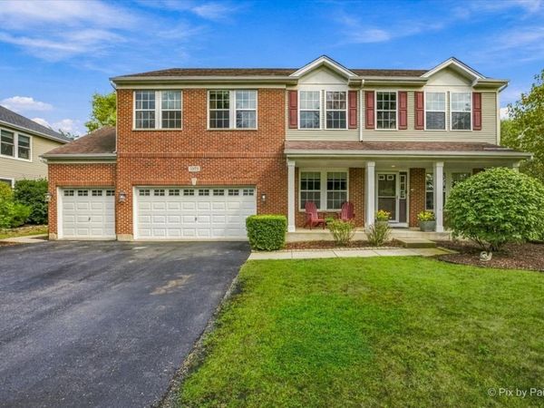 1075 ROBINSON Street , Elburn, IL 60119