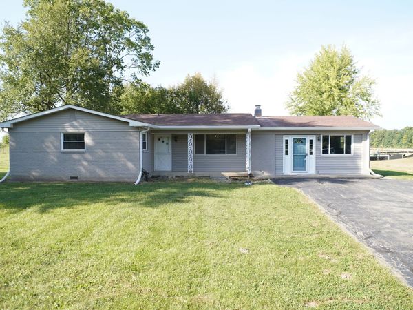 16122 Southeastern Parkway , Fortville, IN 46040