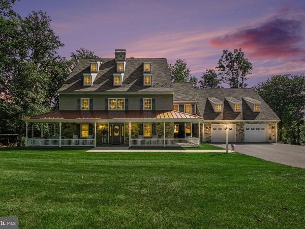 316 SUNNYSIDE ROAD, NEWMANSTOWN, PA 17073