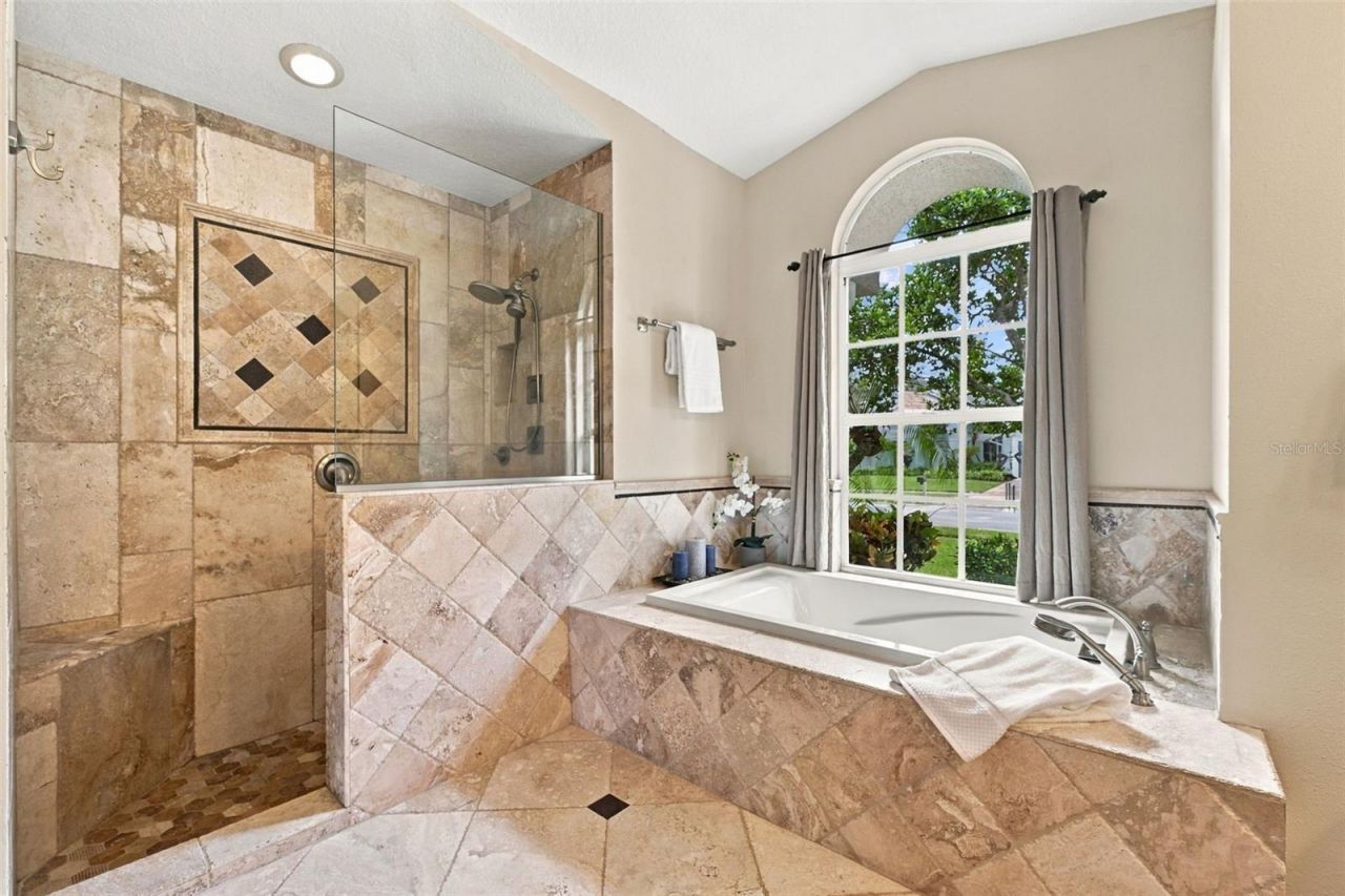 2966 Hillcreek Circle S, Clearwater, FL 33759 Photo