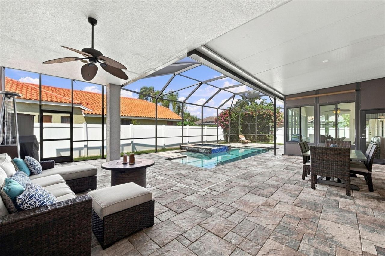 2966 Hillcreek Circle S, Clearwater, FL 33759 Photo