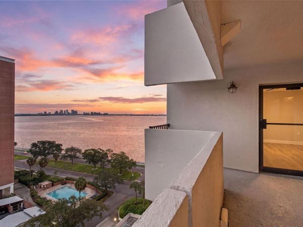 4141 BAYSHORE BOULEVARD, Unit 1106, TAMPA, FL 33611