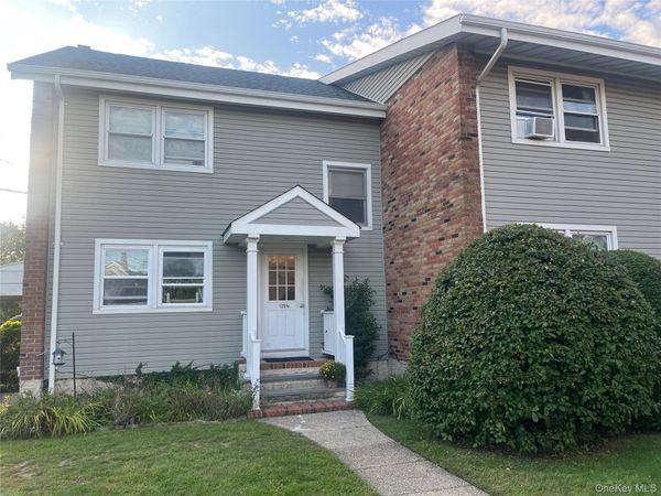 125 Fire Island Avenue , Unit 2 B, Babylon, NY 11702