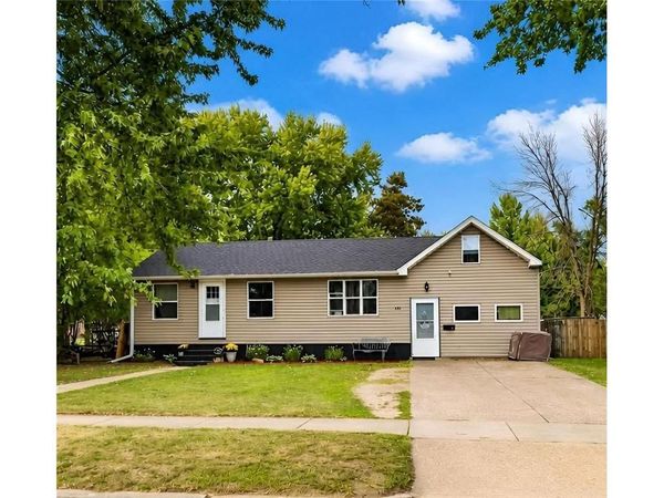 431 N 1st Street, New Richmond, WI 54017