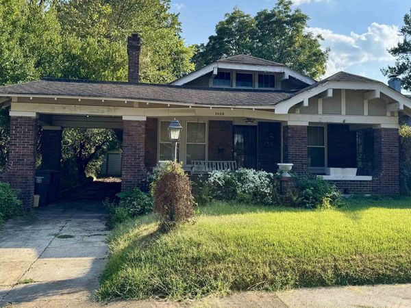2405 PARKWAY PL, Memphis, TN 38112