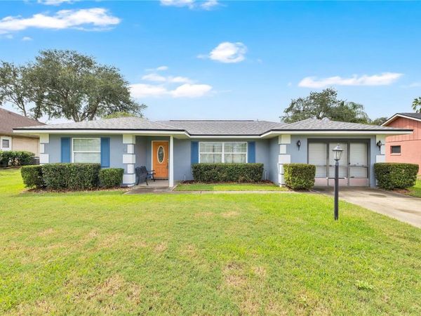 1922 VIENNA AVENUE , DELTONA, FL 32725