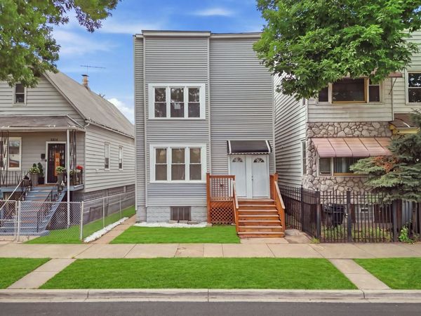 8612 S Burnham Avenue , Chicago, IL 60617