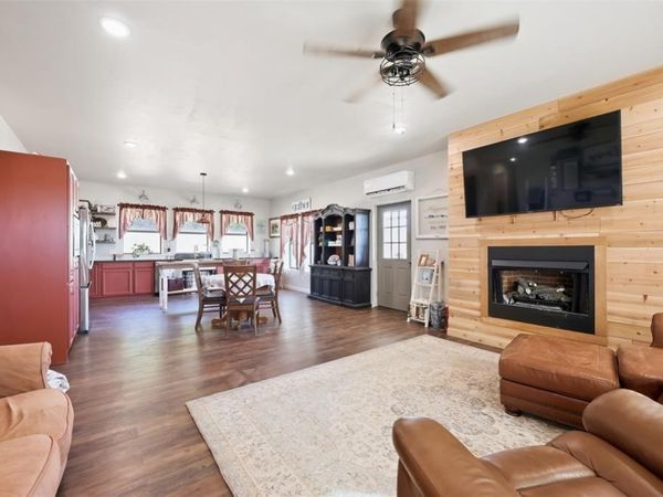 16721 Dover Road, Crescent, OK 73028
