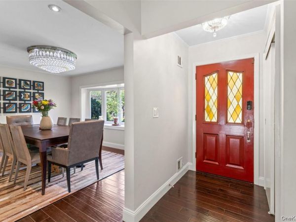 199 Winding Brook Road , New Rochelle, NY 10804
