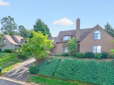 1685 ROYAL OAK CT , Charlottesville, VA 22902