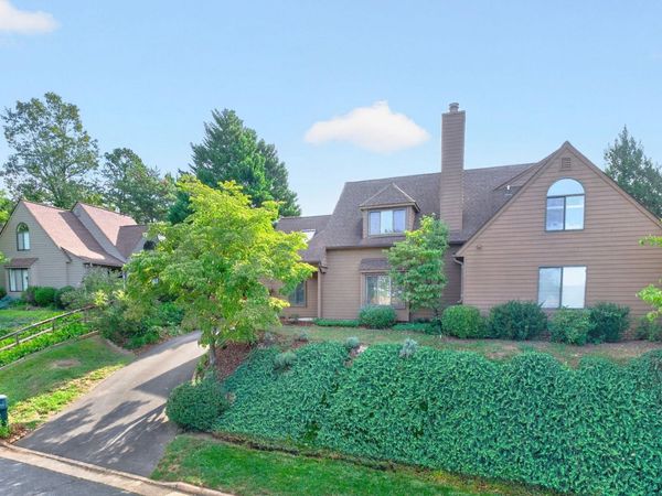 1685 ROYAL OAK CT , Charlottesville, VA 22902