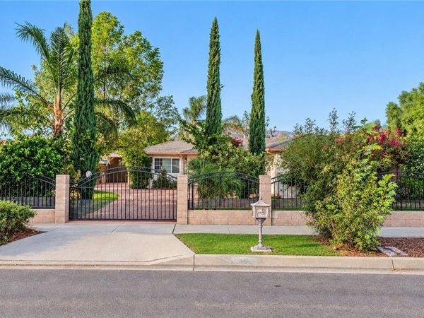27150 Cypress, Highland, CA 92346