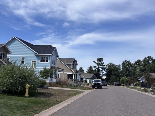 1303 Picnic Rocks Drive Drive, Marquette, MI 49855