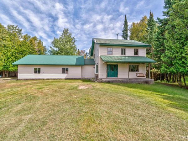 9149 Chvala Road, Thompson Twp, MI 49854