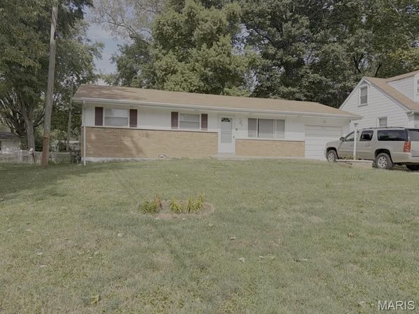 839 Font Lane , Bellefontaine Nghbrs, MO 63137