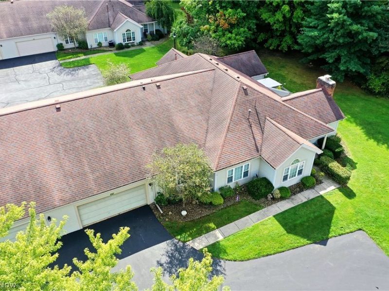 38 Woodland Chase Boulevard, Niles, OH 44446 Photo 10