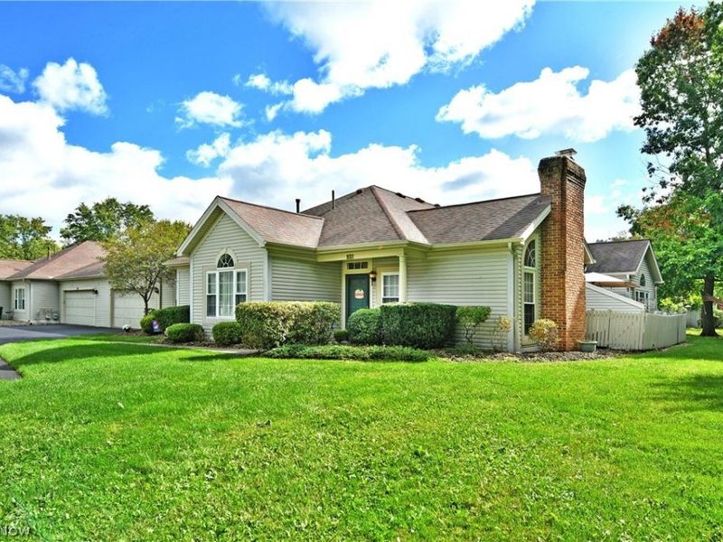 38 Woodland Chase Boulevard, Niles, OH 44446 Photo 3