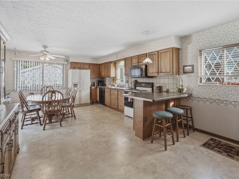 1956 Goodyear Boulevard, Akron, OH 44305 Photo 7