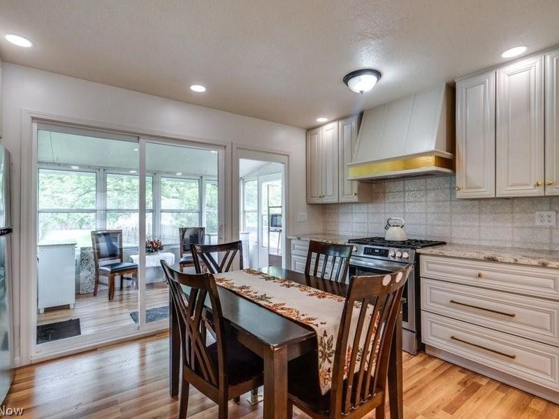 371 Washington Circle, Oberlin, OH 44074 Photo 10